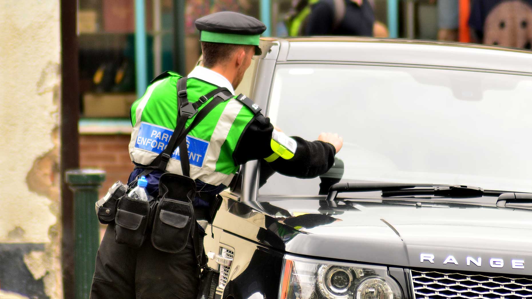 Entire initial parking wardens team in Lincolnshire left ...