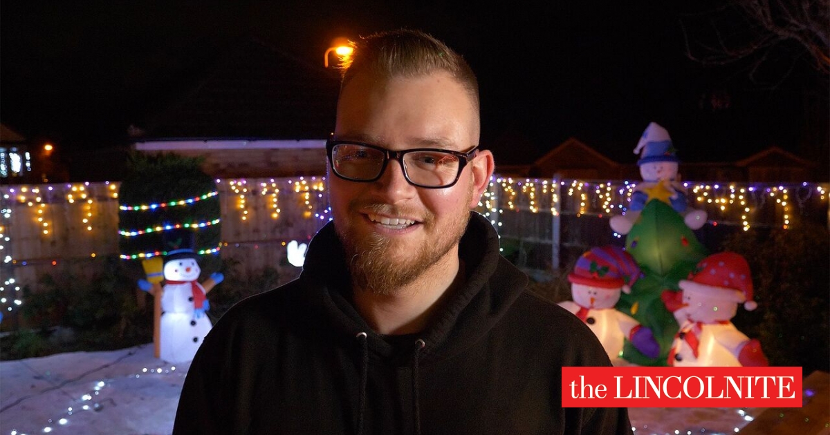Family Raises 1 3k For Charity With Branston Garden Winter Wonderland