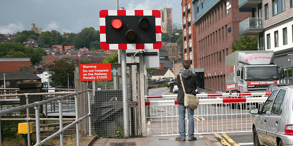 Railway_crossing