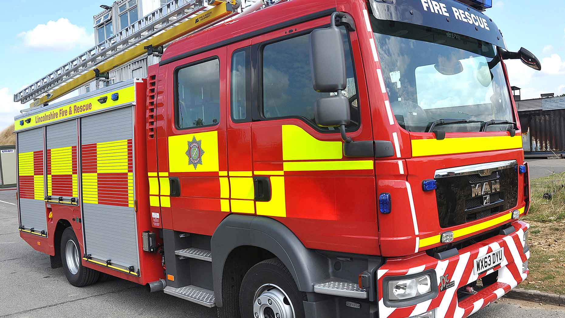 Lincolnshire firefighters in renewed strike action