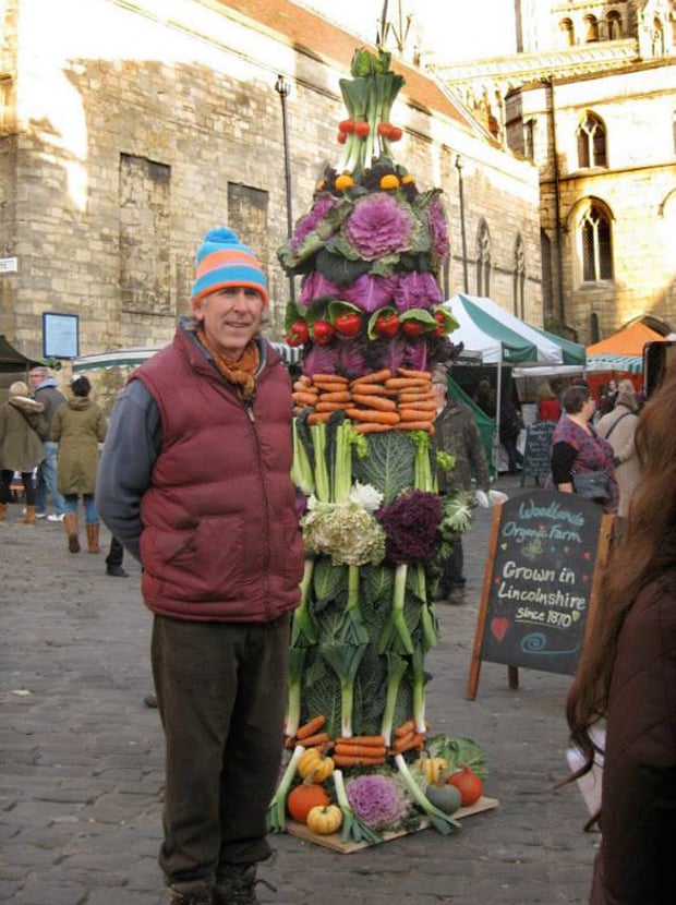 The team at Woodlands Organic Farm have been building turrets of veg to raise money at the Lincoln Farmers Market.