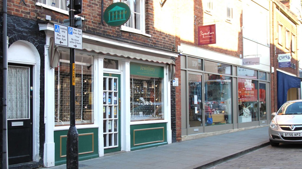 Lincoln Bailgate jewellery shop burgled