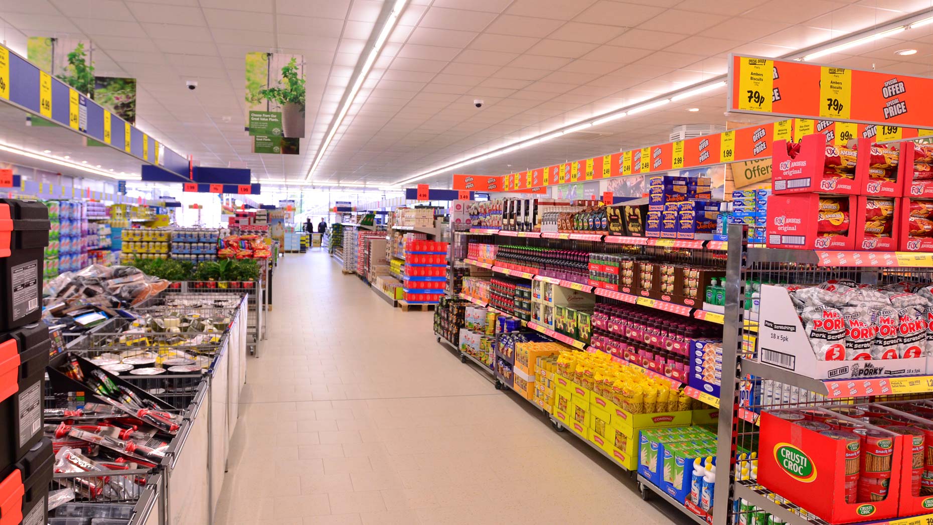 New Lidl opens on former Lincoln dairy site