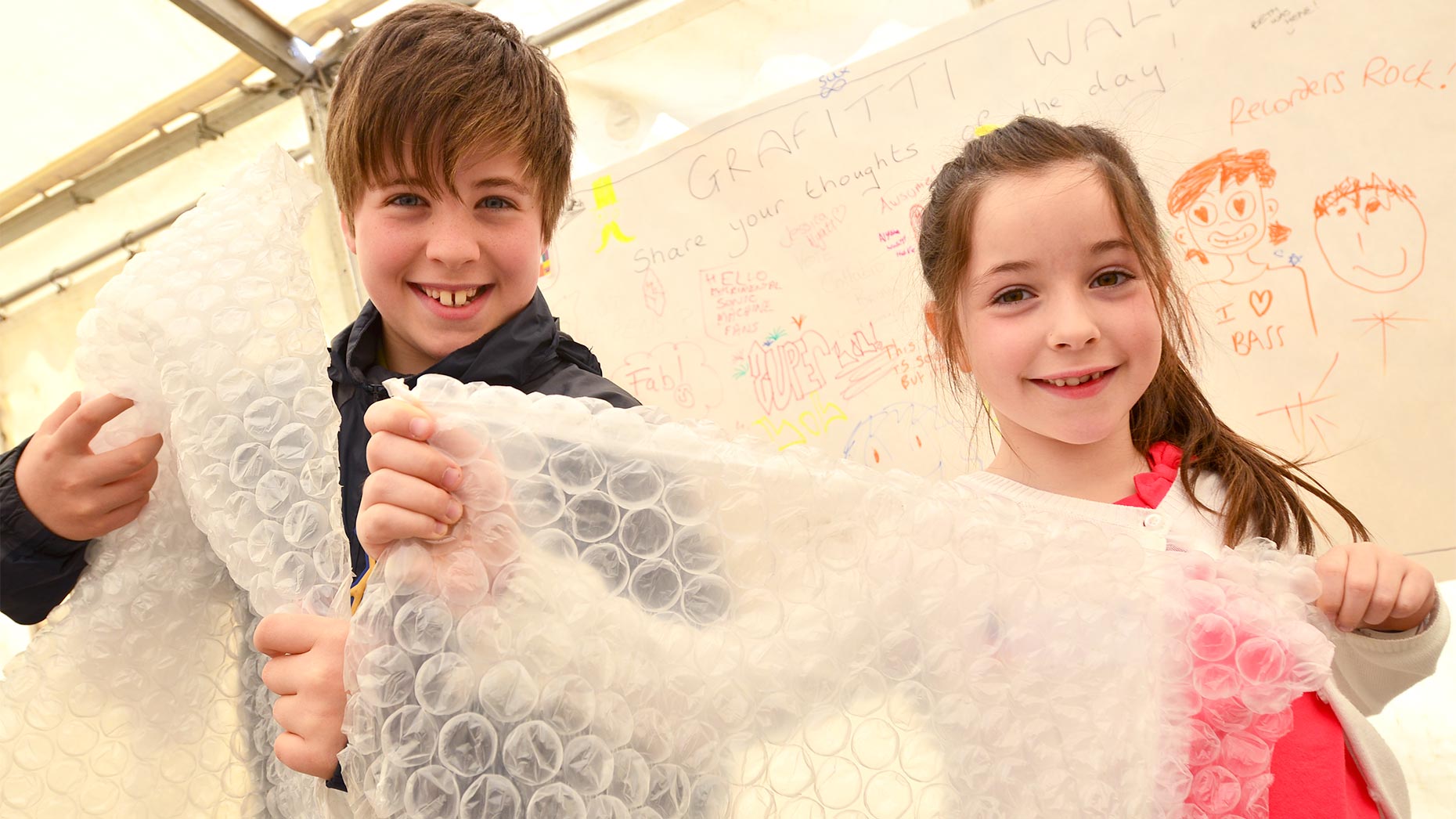 Video: SoundLincs attempt bubble wrap world record