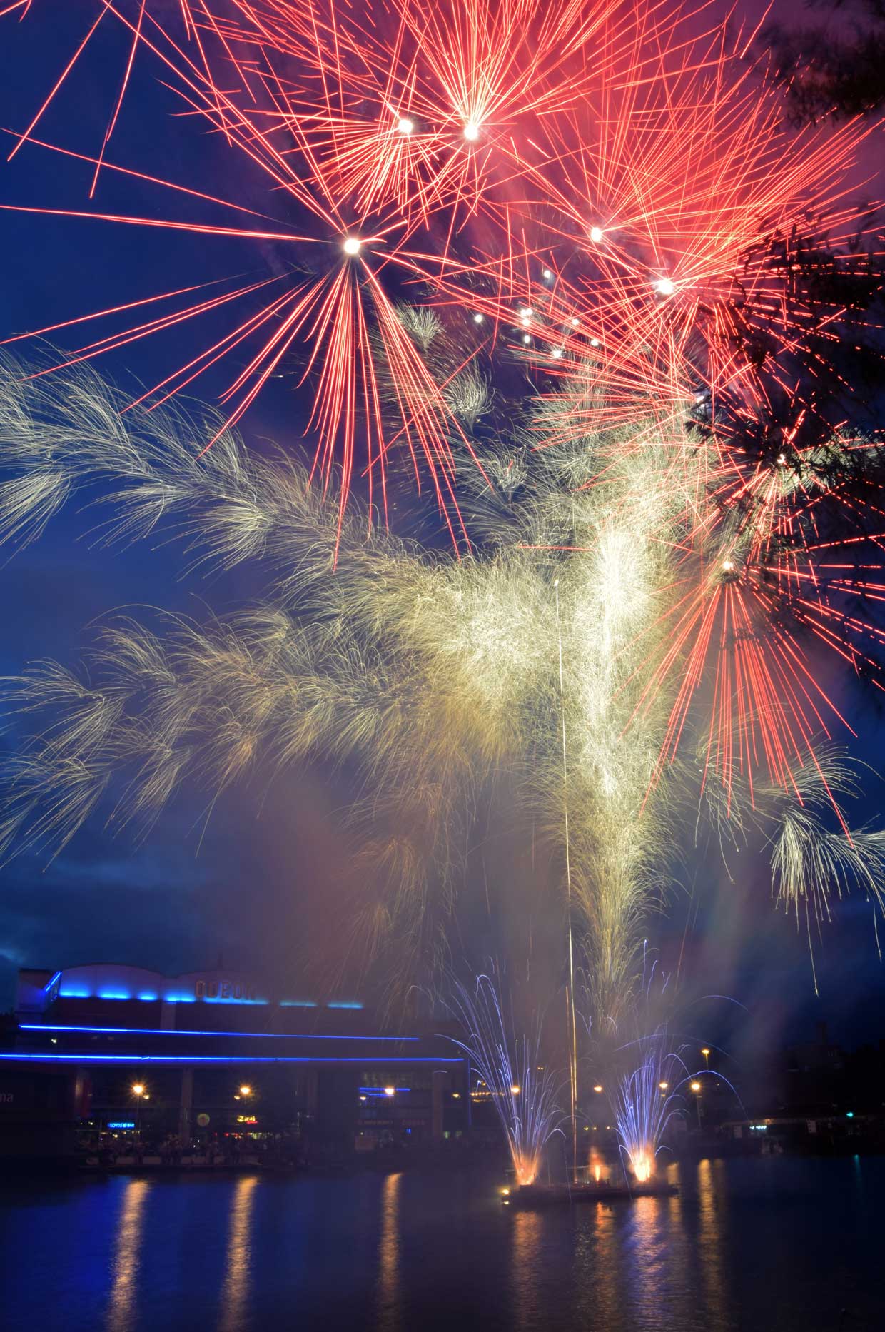 Fireworks at the 2014 Lincoln Festival. Photo: John Bennet for The Lincolnite