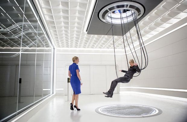  Kate Winslet and Shailene Woodley in Insurgent (2015). Photo: Andrew Cooper/Lionsgate