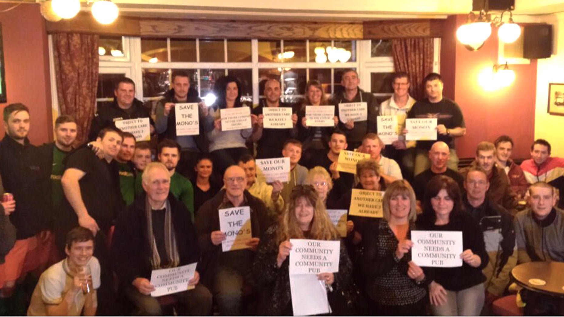 Locals in The Monson Arms Pub on Skellingthorpe Road campaigning against its closure. 