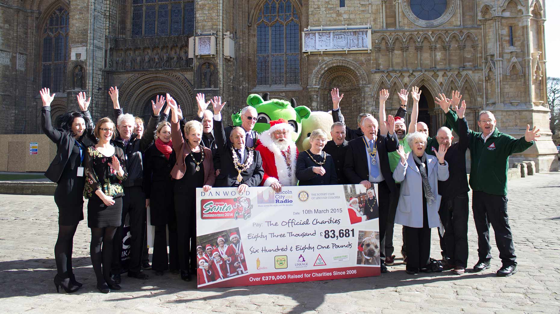 The 2014 Santa Fun Run raised £83,681 for deserving causes. Photo Running Imp