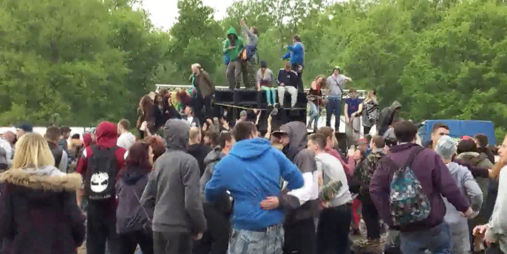 More Videos Show Party And Clashes With Police At Twyford Woods Illegal