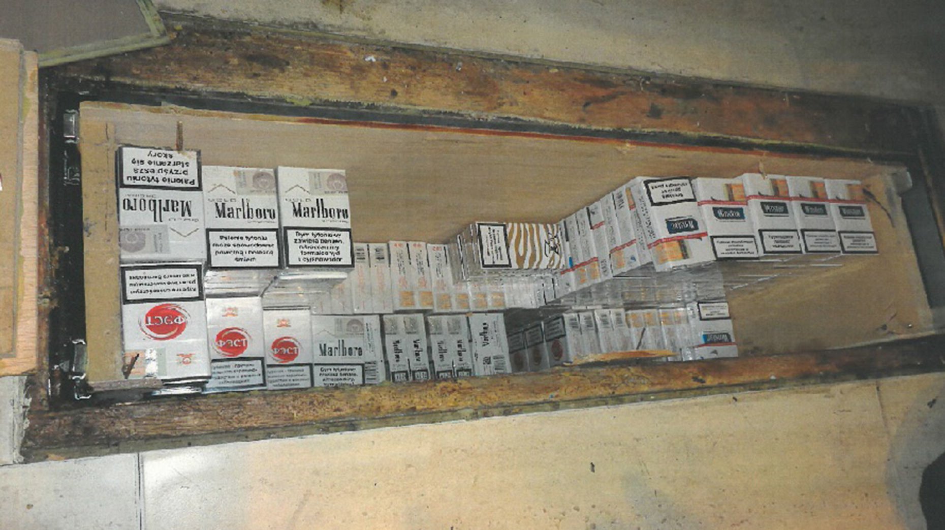Around 400 packets of cigarettes were discovered in an underground bunker in the Lincoln shop.