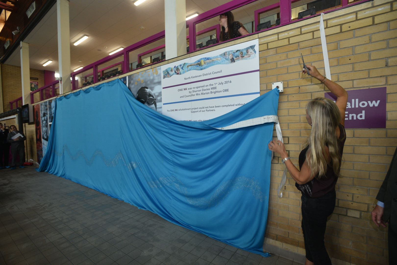 Sharron Davies unveiled the new signage in the swimming area of the new centre. Photo: Steve Smailes for The Lincolnite