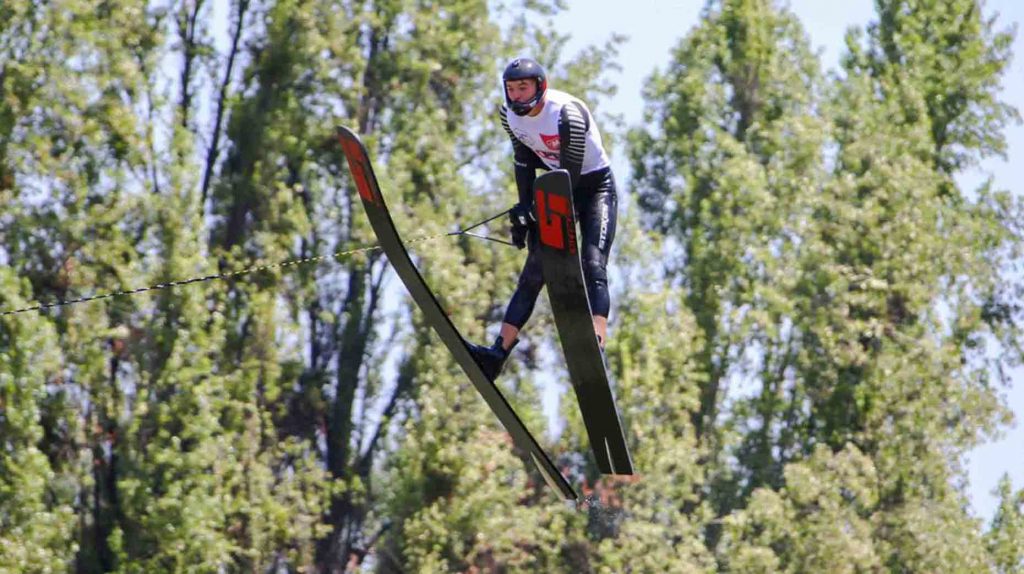 Young Lincoln water skier returns from world championships with three ...