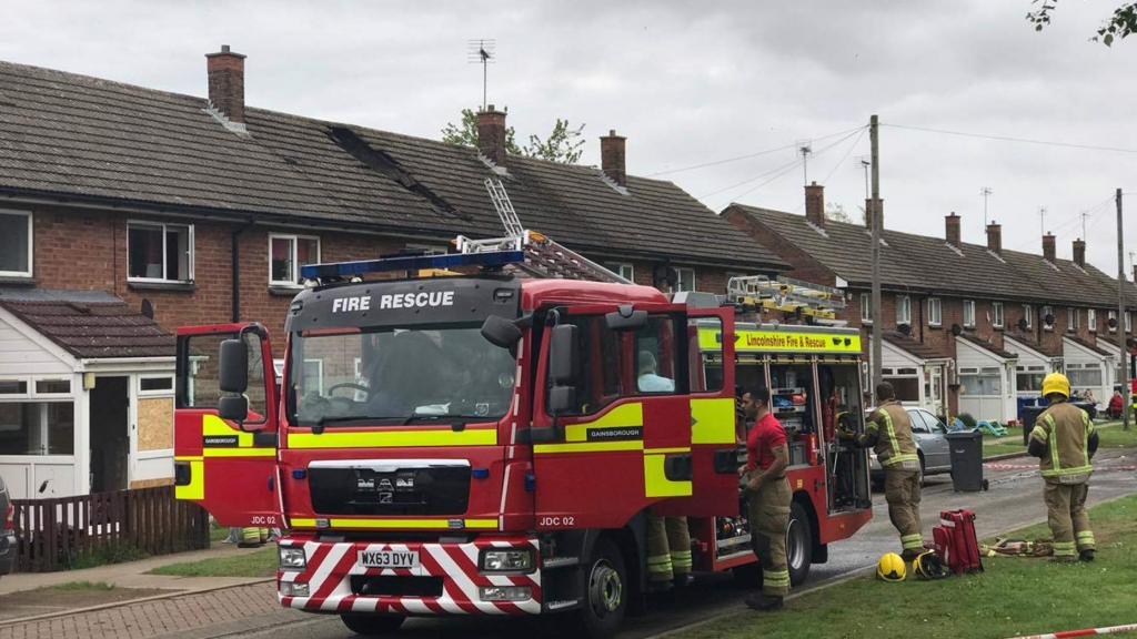 In pictures: Homes damaged and roof 'caves in' after fire in Hemswell Cliff