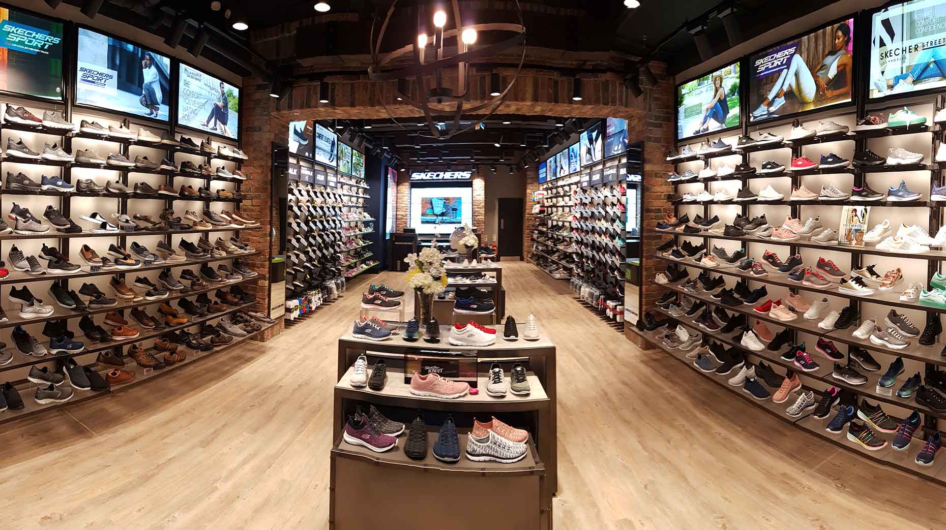 Pub skechers 2018 sale