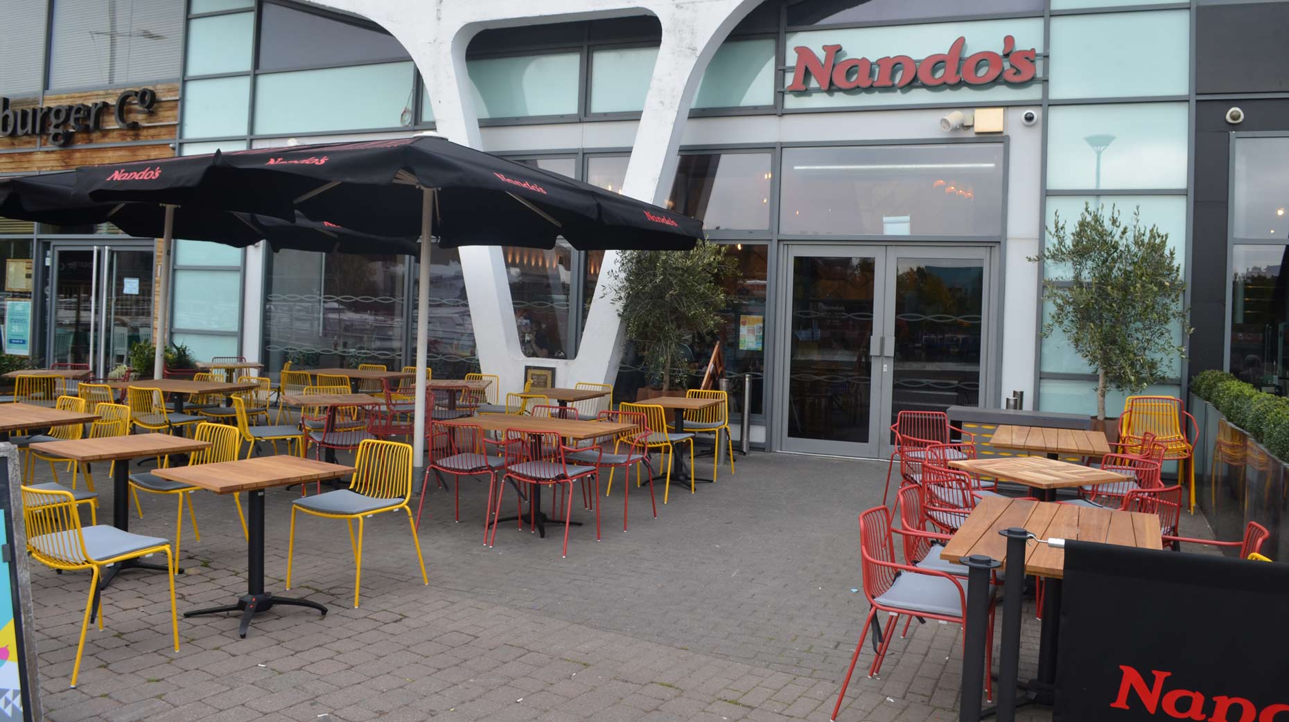 Nandos outdoor seating hot sale