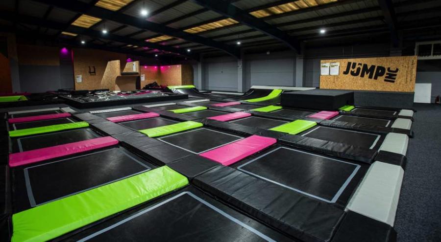 First jump at Lincoln’s new trampoline park