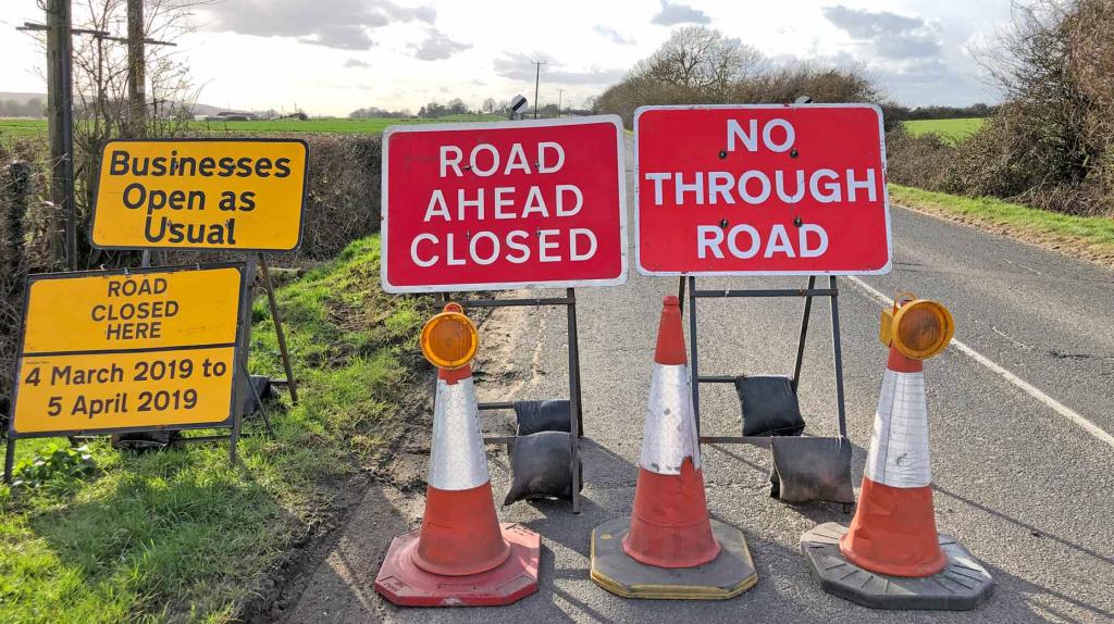 Traffic chaos and 7-mile diversion as Greetwell Road works begin