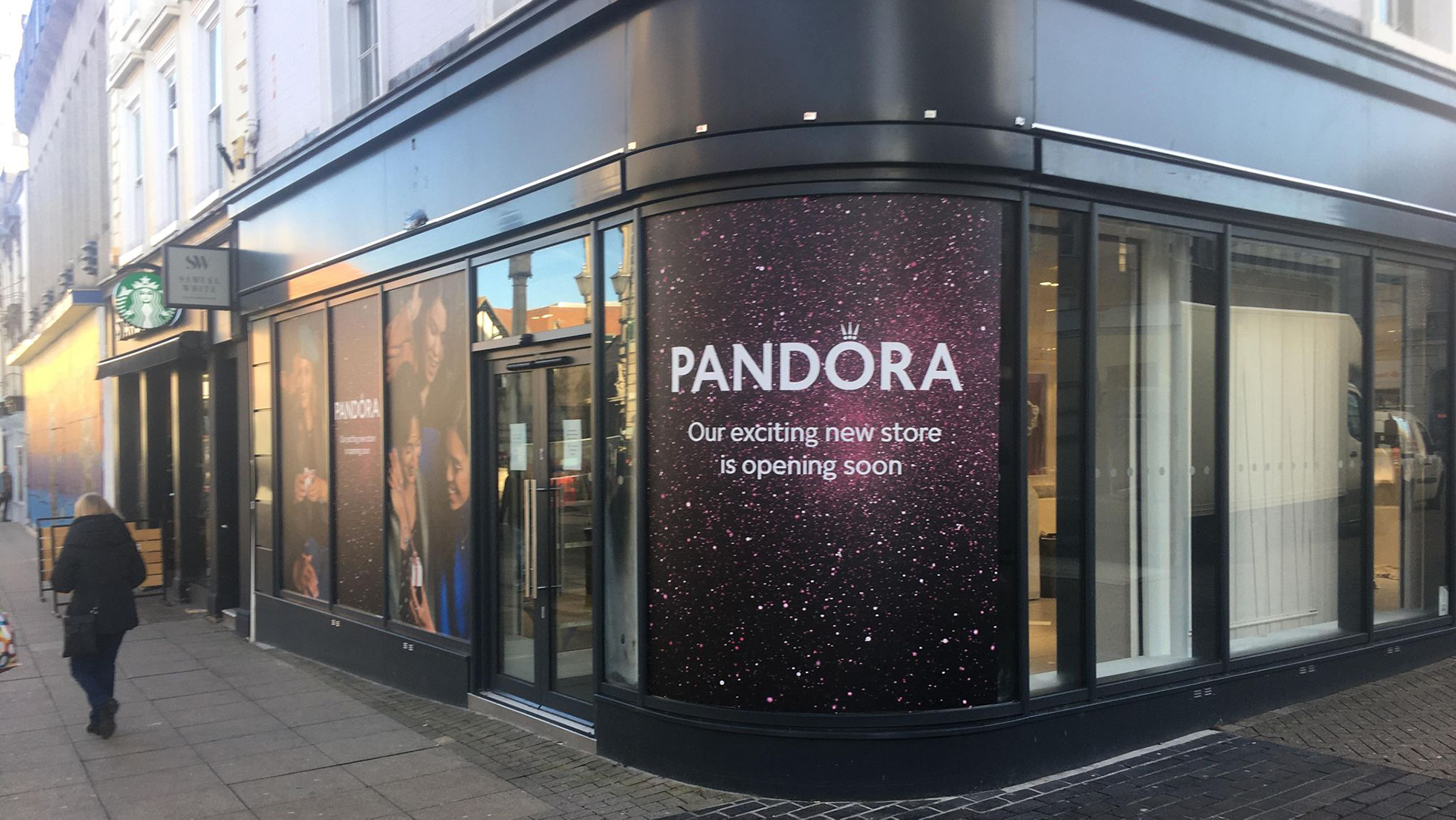 Pandora To Reopen Lincoln Store