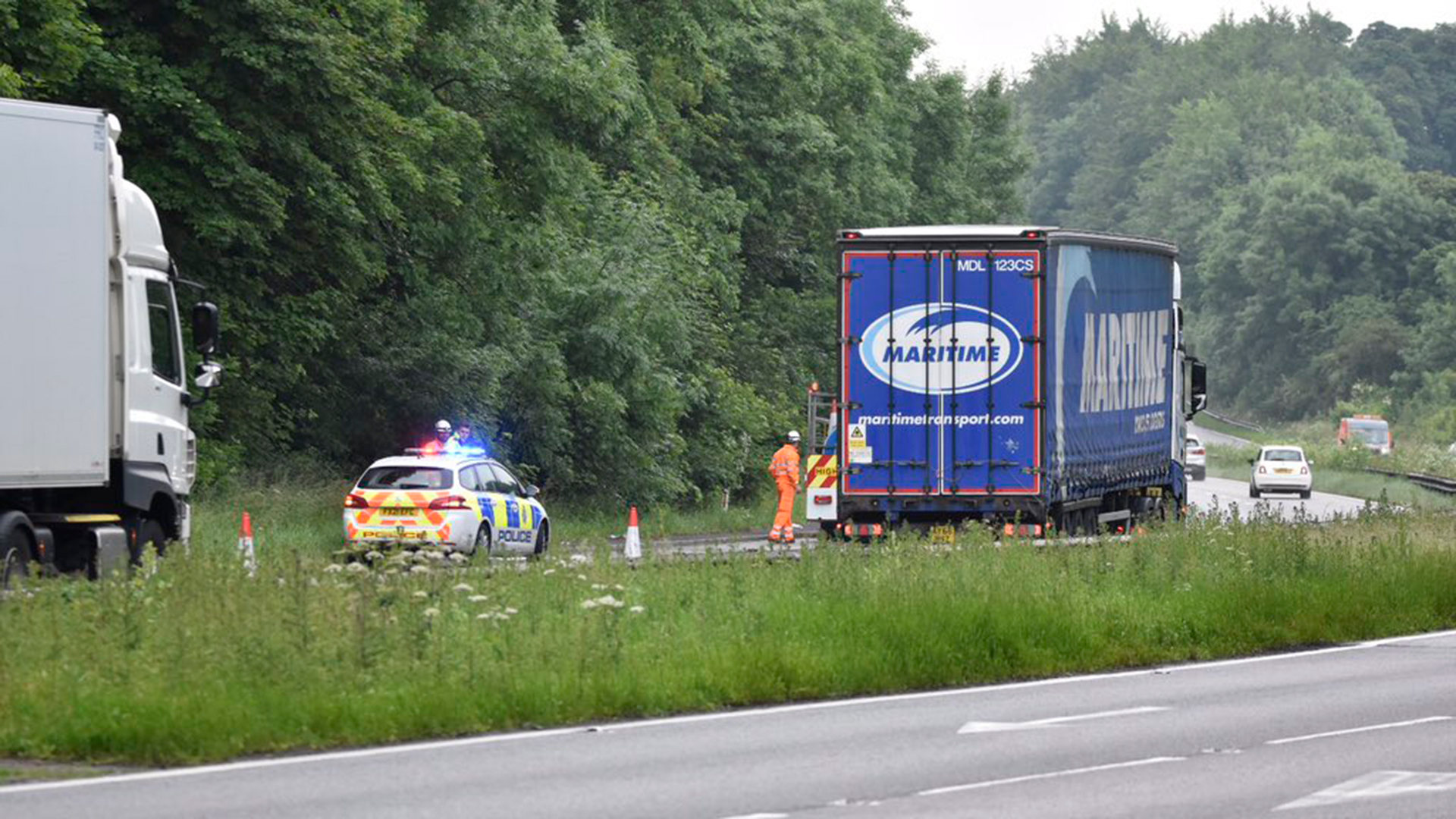 Overturned Car Causes Traffic Chaos On The A1