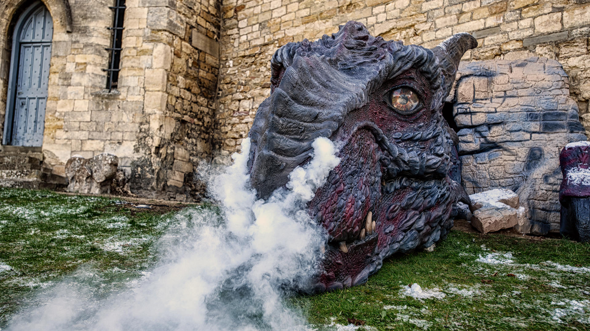 Lucy the dragon lincoln castle