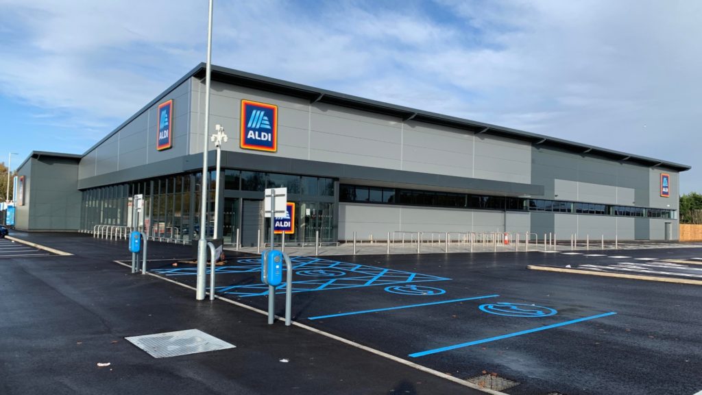 New Aldi store opens at Lincoln Moorland Centre