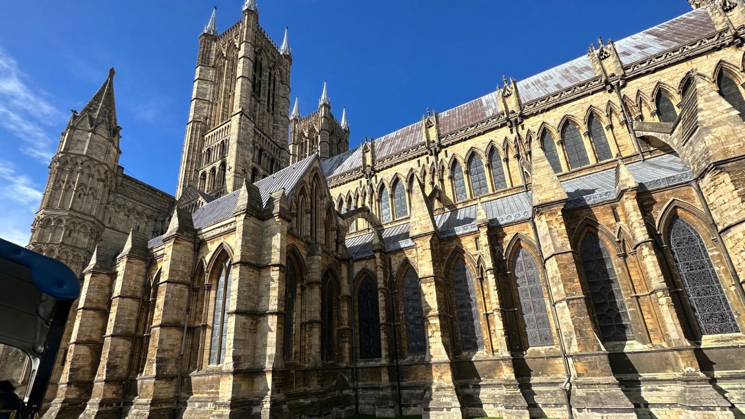 Lincoln open top bus tour returns for glorious city sightseeing