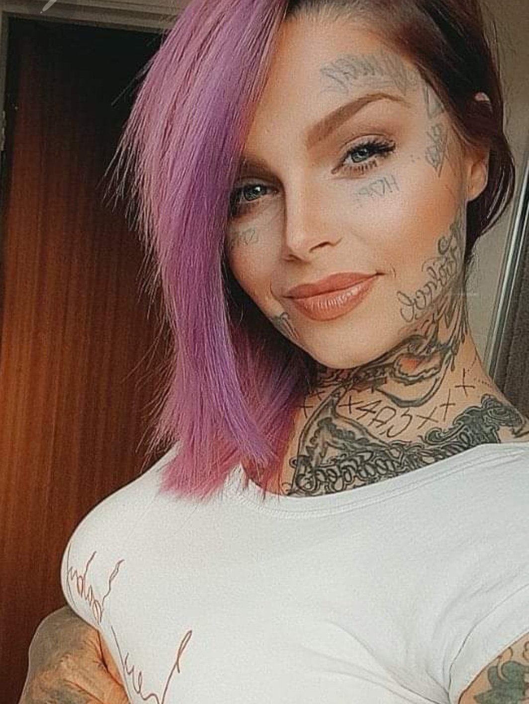 Mum who got face tattoos to beat drugs gets them covered up  Daily Star