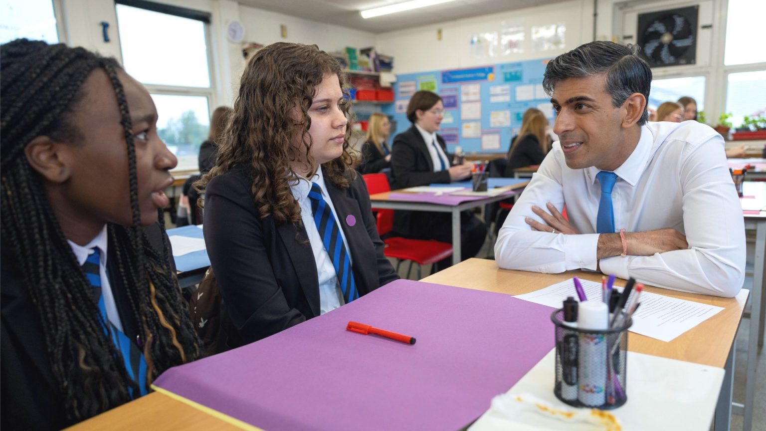 Prime Minister Rishi Sunak visits Boston school to outline smoking ...